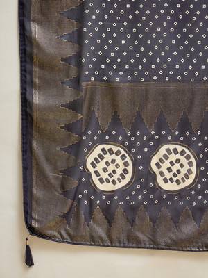 Navy blue georgette bandhni saree with unstitched blouse piece 5