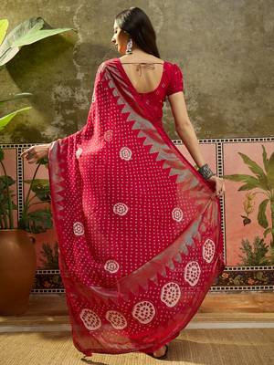 Rani georgette bandhni saree with unstitched blouse piece 3