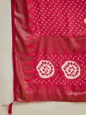 Rani georgette bandhni saree with unstitched blouse piece 5