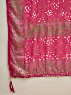 Rani georgette bandhni saree with unstitched blouse piece 5