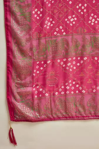 Rani georgette bandhni saree with unstitched blouse piece
