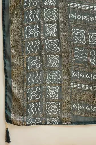 Green georgette bandhni saree with unstitched blouse piece
