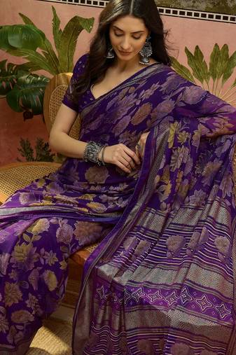 Purple georgette bandhni saree with unstitched blouse piece