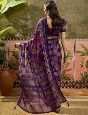 Purple georgette bandhni saree with unstitched blouse piece 3