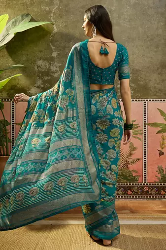 Rama georgette bandhni saree with unstitched blouse piece