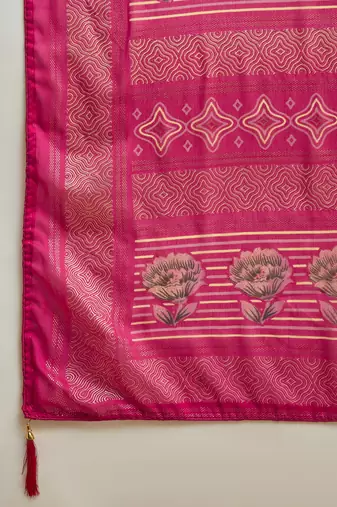 Rani georgette bandhni saree with unstitched blouse piece