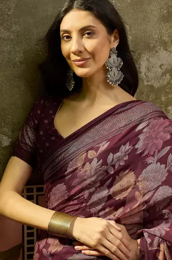 Wine georgette bandhni saree with unstitched blouse piece