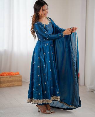 Blue Anarkali Gown Suit Set With Dupatta 2
