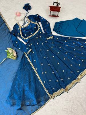 Blue Anarkali Gown Suit Set With Dupatta 4