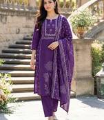Women's deep purple printed straight muslin kurta pant set with dupatta for festive & ethnic wear