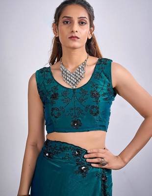 Rama color fendy silk blend two tone zircon sequence butta work saree 4
