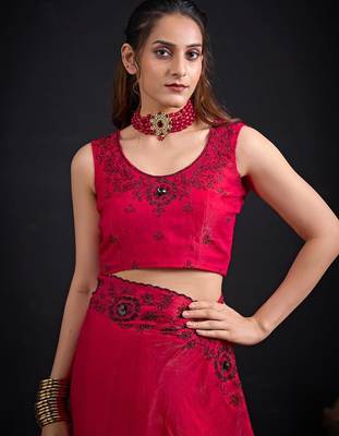 Rani fendy satin silk blend two tone zircon sequence handwork saree 4