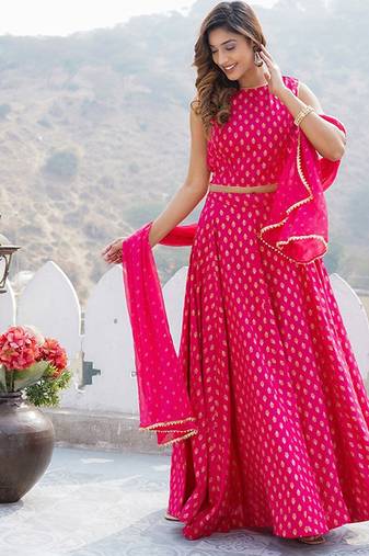 Printed Foil Print Ready To Wear Lehenga & Blouse With Dupatta Free Size Upto 42