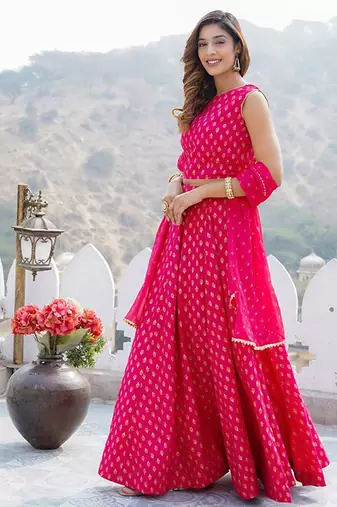 Printed Foil Print Ready To Wear Lehenga & Blouse With Dupatta Free Size Upto 42