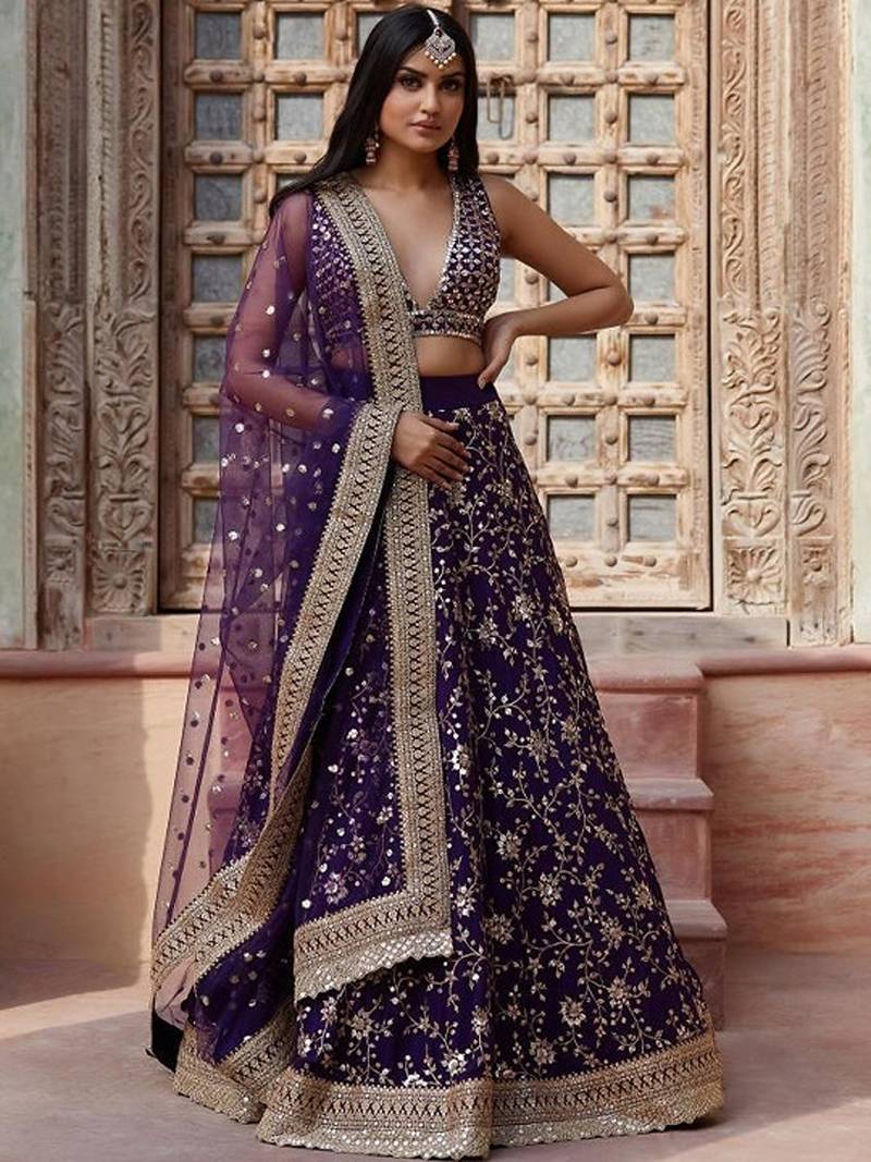 Women Embellished Sequinned Semi Stitched Lehenga & Blouse With Dupatta Free Size Upto 42