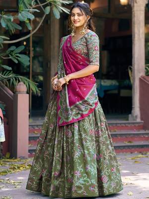 Printed Foil Print Ready To Wear Lehenga & Unstitched Blouse With Dupatta Free Size Upto 42 3