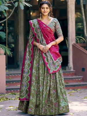 Printed Foil Print Ready To Wear Lehenga & Unstitched Blouse With Dupatta Free Size Upto 42 4