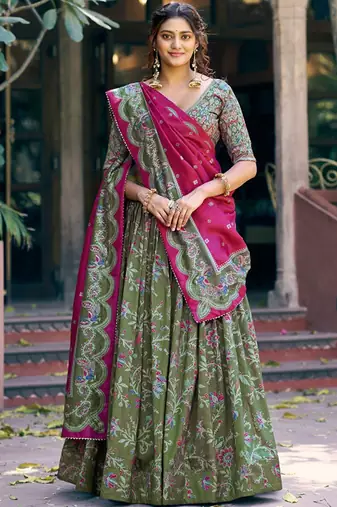 Printed Foil Print Ready To Wear Lehenga & Unstitched Blouse With Dupatta Free Size Upto 42