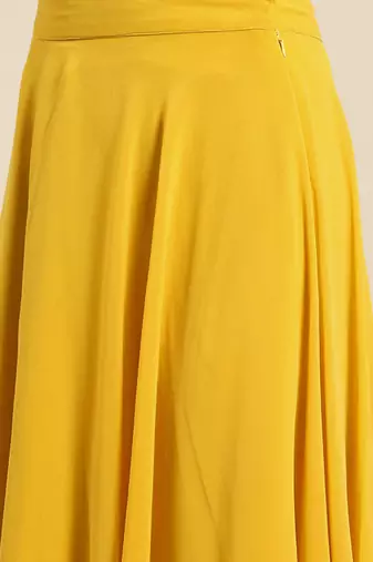 Yellow Ready To Wear Lehenga & Blouse With Dupatta Free Size Upto 42