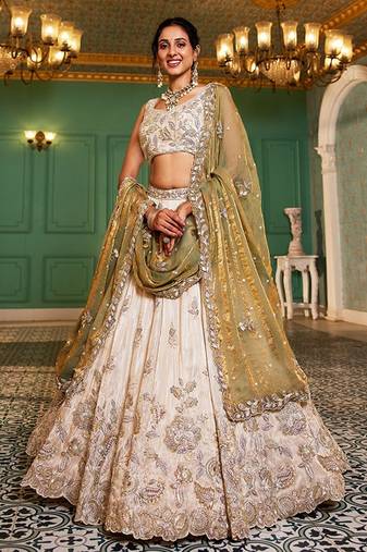 Embroidered Sequinned Semi-Stitched Lehenga & Unstitched Blouse With Dupatta Free Size Upto 42