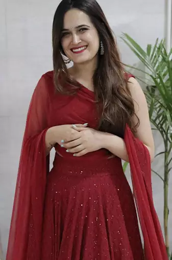 Embroidered Sequinned Semi-Stitched Lehenga & Unstitched Choli With Dupatta Free Size Upto 42