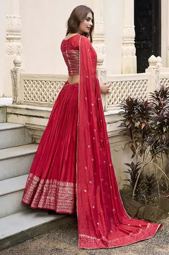 Printed Ready To Wear Lehenga & Unstitched Blouse With Dupatta Free Size Upto 42