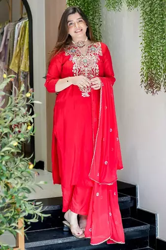 Rani pink viscose shimmer silk sequin v-neck kurta set with embroidered organza dupatta