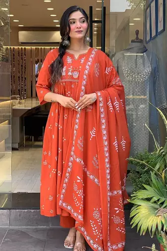 Women's orange cotton printed v-neck kurta set with printed dupatta | ethnic salwar kameez