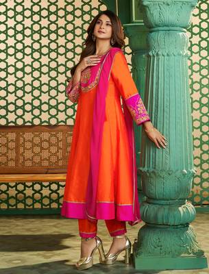 Orange chanderi cotton sequin kurta pant set with embroidered silk dupatta 3