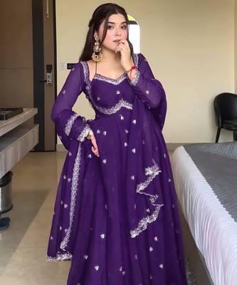 Purple georgette sequin embroidery kurta pant set with embroidered georgette dupatta 4
