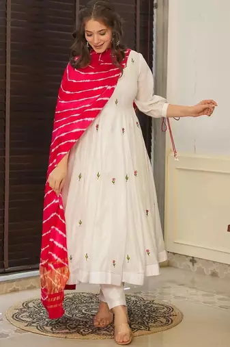 White chanderi silk sequin v-neck kurta pant set with embroidered silk dupatta