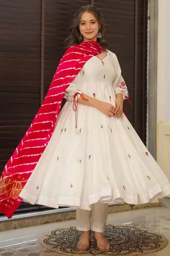 White chanderi silk sequin v-neck kurta pant set with embroidered silk dupatta