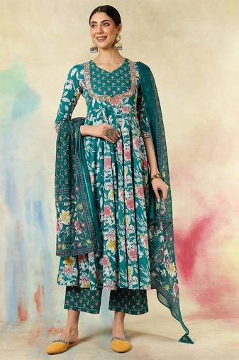 Green cotton silk printed v-neck kurta pant set with matching printed dupatta