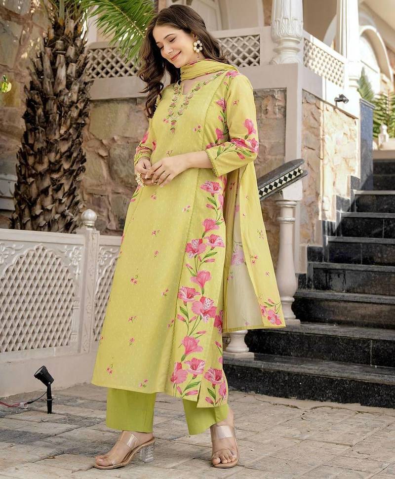 Yellow chanderi silk floral printed v-neck kurta pant set with printed dupatta