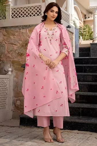 Pink chanderi silk floral printed v-neck kurta pant set with printed dupatta