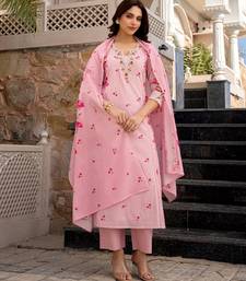 Pink chanderi silk floral printed v-neck kurta pant set with printed dupatta