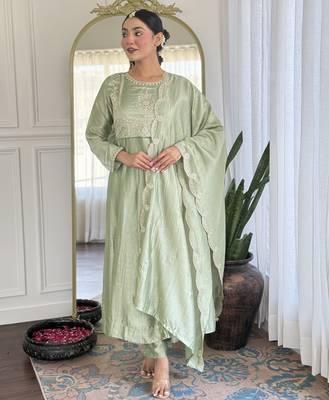 Pista green vichitra silk embroidered round neck kurta pant set with matching dupatta 1