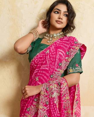 Entrancing pink georgette sequins embroidered indaindesigner bollywood saree 2