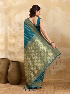 Morpeach Jacquard Silk Woven Rich Pallu Saree With Unstitch Blouse Piece 2