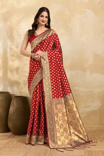 Red Jacquard Silk Woven Rich Pallu Saree With Unstitch Blouse Piece