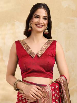 Red Jacquard Silk Woven Rich Pallu Saree With Unstitch Blouse Piece 4