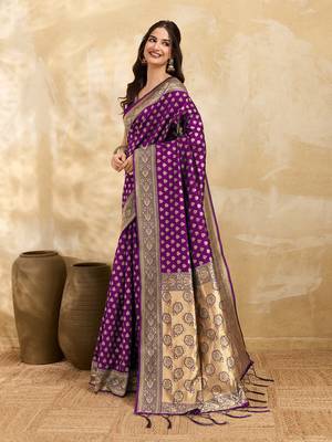 Purple Jacquard Silk Woven Rich Pallu Saree With Unstitch Blouse Piece 3