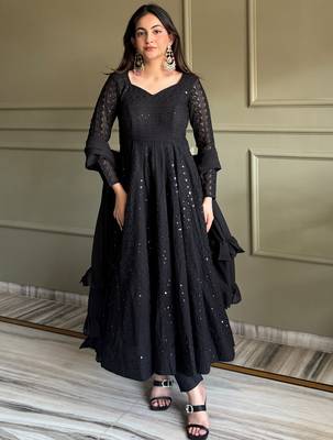 Gorgeous Black Sequins Georgette Evening Wear Anarkali Pant Suit 1