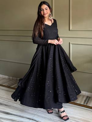 Gorgeous Black Sequins Georgette Evening Wear Anarkali Pant Suit 5
