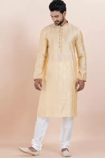 men’s traditional kurta pajama set