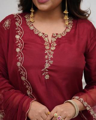 Royal maroon chanderi silk set with scalloped organza dupatta 3