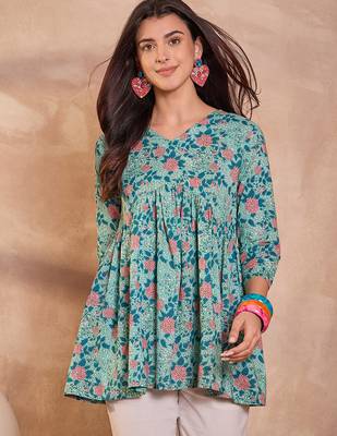 Women cotton blend blue floral regular tops 2