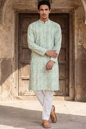 Mens green cotton blend chevron embroidered kurta