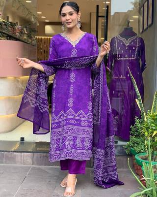 Purple colour kurati heavy silk fabric with digital printed 1