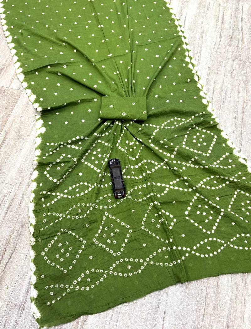 Handmade bandhani pure cotton saree